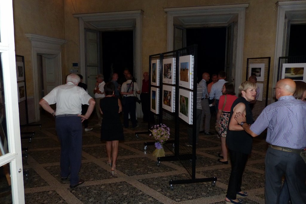 anno 2014 Mostra Fotografica ASPETTANDO EXPO, dal 18 AL 21 LUGLIO 2014, presso le sale di Villa Annoni a Cuggiono.