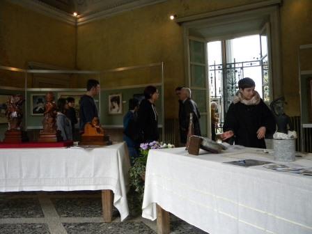 anno 2016 Sabato 2 e domenica 3 Aprile 2016 Il Gruppo Artistico Occhio ha organizzato una Mostra Collettiva dei propri artisti presso le Sale Centrali di Villa Annoni a Cuggiono.
