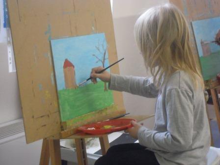 anno 2016 Lezione di Pittura ai bambini della scuola materna di Cuggiono, presso il Laboratorio del Gruppo Artistico Occhio, Aprile 2016.